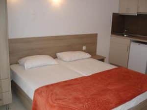 Vila FENIAS Polihrono