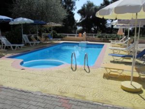 Vila AUGUSTOS Tripiti Tasos