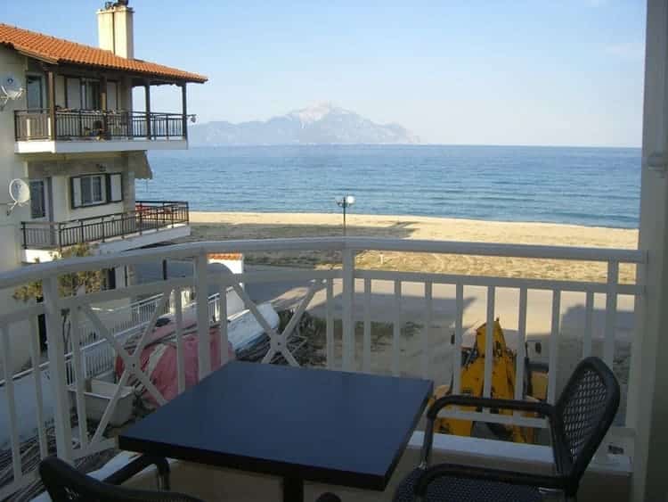 Vila SPANOS Sarti