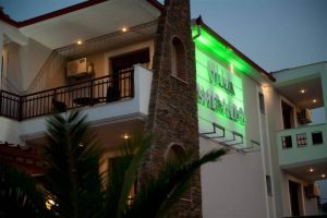 Vila SMERALDO Nea Vrasna