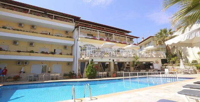 Hotel TROPICAL Hanioti Hotel TROPICAL Hanioti
