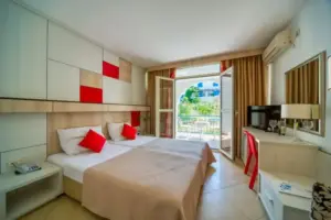 Hotel SLOVENSKA PLAŽA Budva