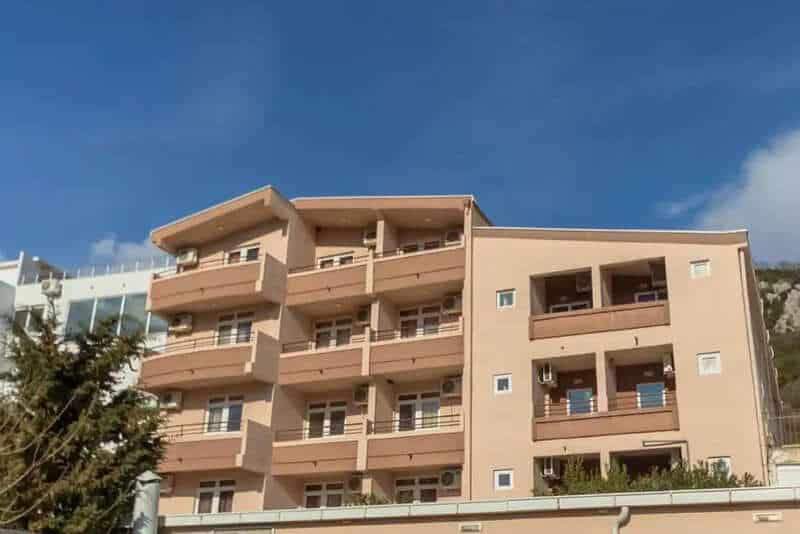 Privatni smeštaj LARA Canj