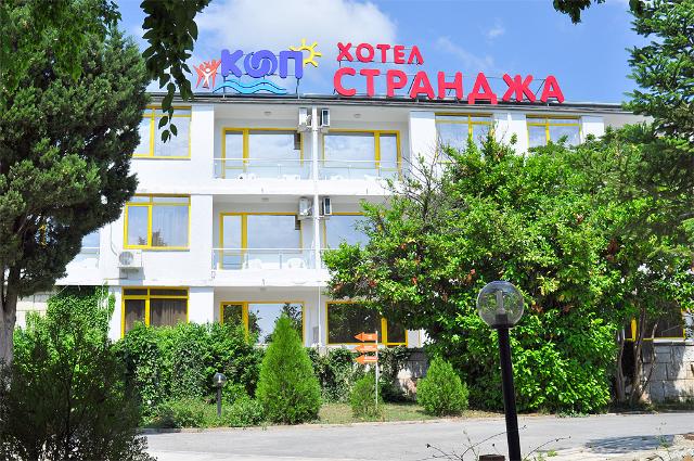 Hotel STRANDJA Chaika 3*