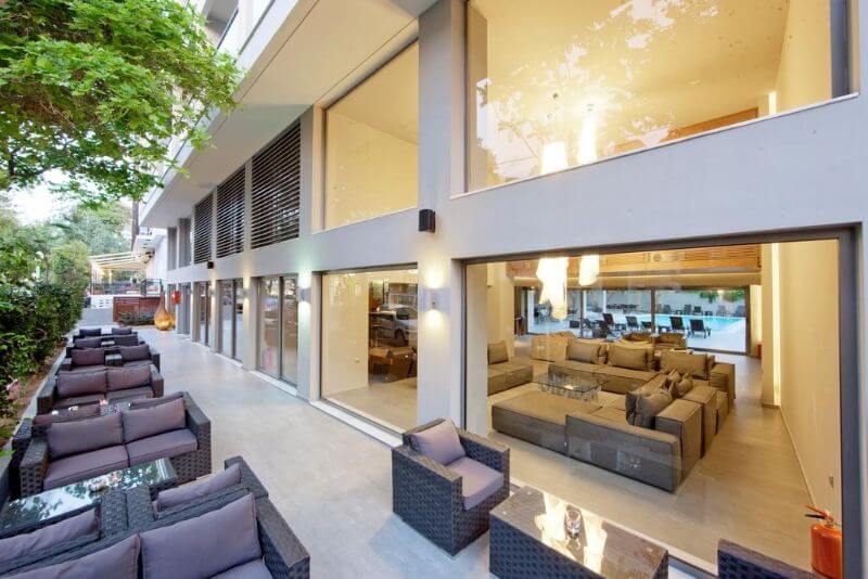 Hotel OKTOBER Rodos