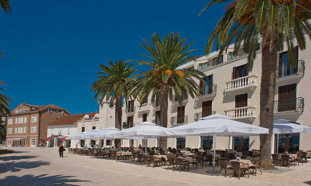 Hotel PINE Tivat