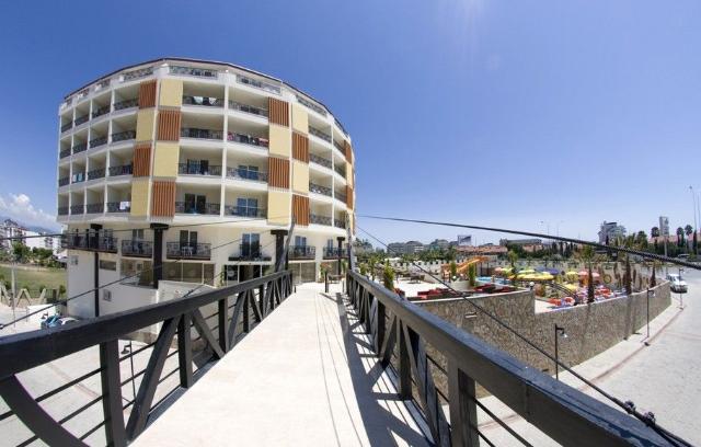 Hotel ARABELLA WORLD Alanja