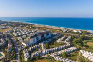 Hotel THRONE BEACH RESORT Side