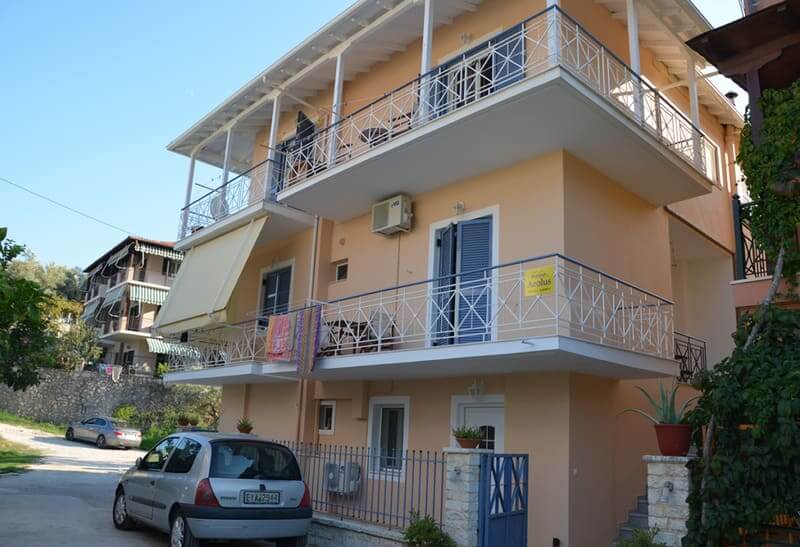 Vila GEORGE Nikiana