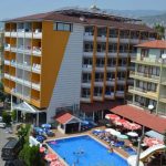 Hotel ARSI Alanja