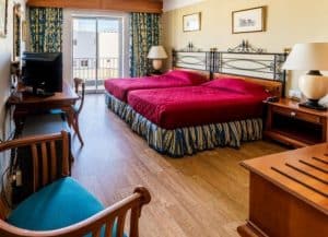 Hotel TOPAZ Budziba Malta