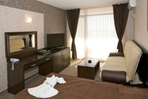 Hotel CONDOR Suncev breg
