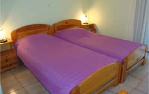 Vila FROSSO Neos Pirgos