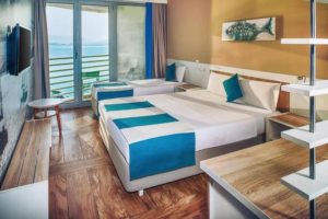 Hotel CARINE DELFIN Bijela Crna Gora