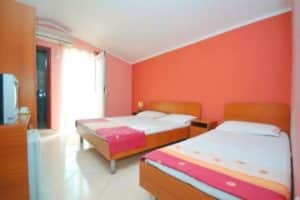 Privatni smeštaj KRALJ S Budva