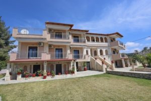 Vila PARADISE Nea Skioni