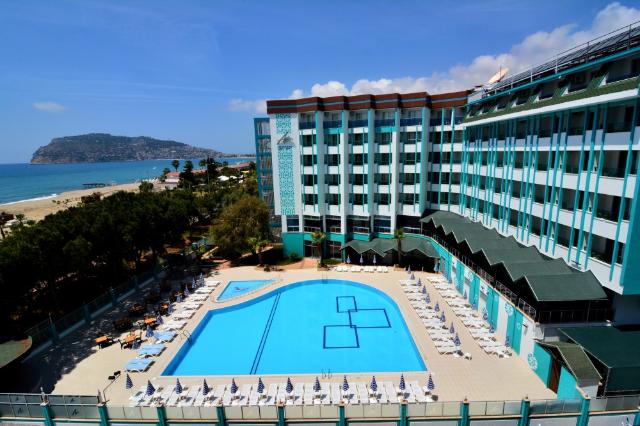 Hotel ANANAS Alanja