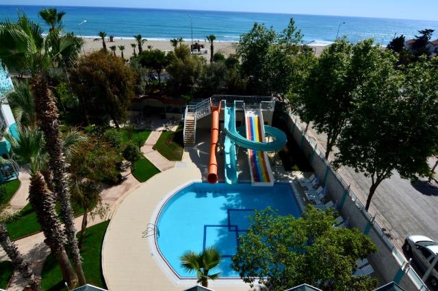 Hotel ANANAS Alanja