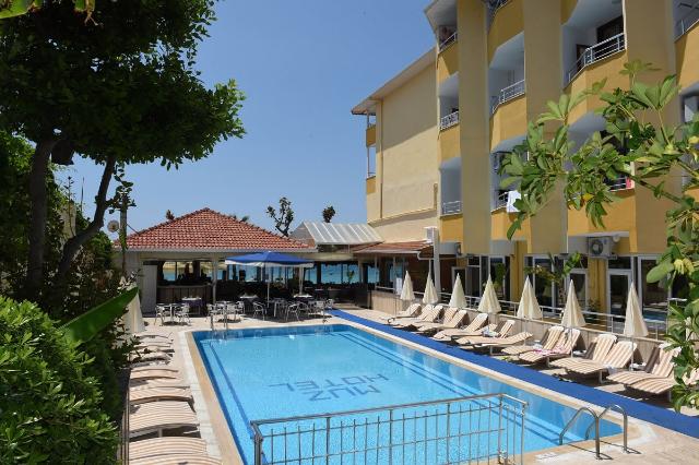 Hotel MUZ Alanja
