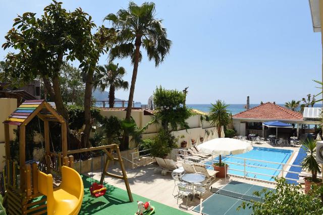 Hotel MUZ Alanja