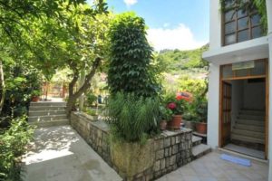 Vila JELENA Rafailovići