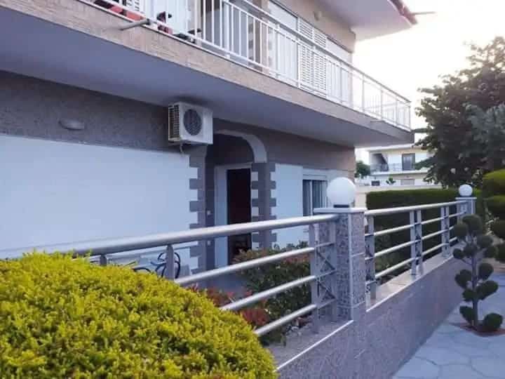 Vila ELLI ROOMS Nea Vrasna Vila ELLI ROOMS Nea Vrasna
