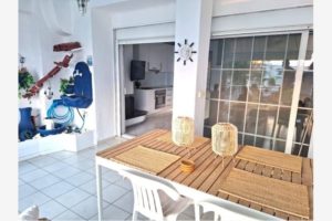 Vila EVA Nea Flogita