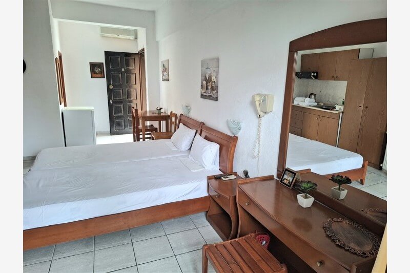 Vila MAGDA Polihrono