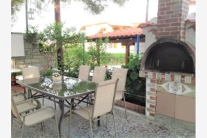 Vila NATASA VALENTINO Polihrono