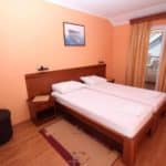 Privatni smeštaj OAZA Petrovac