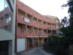 Privatni smeštaj OAZA Petrovac