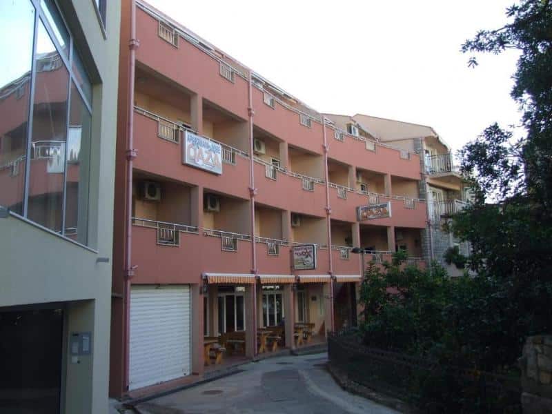 Privatni smeštaj OAZA Petrovac