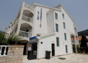 Privatni smeštaj PEROVIĆ Budva