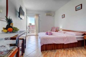 Privatni smeštaj SAVOVIC Petrovac