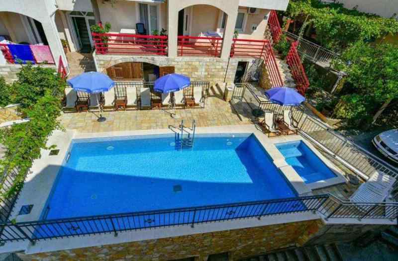 Privatni smeštaj SAVOVIC Petrovac Privatni smeštaj SAVOVIC Petrovac