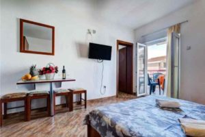 Privatni smeštaj SAVOVIC Petrovac