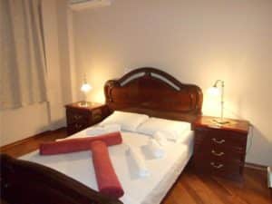 Privatni smeštaj OAZA LUX Petrovac