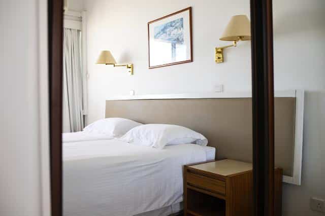 Aparthotel SUN HALL BEACH Larnaka