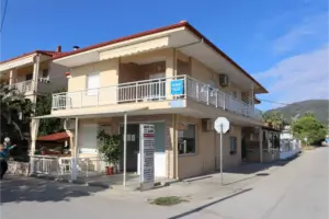 Vila FINIKAS Nea Vrasna