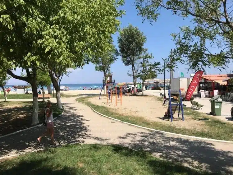 Hotel AQUA BEACHFRONT Olympic beach