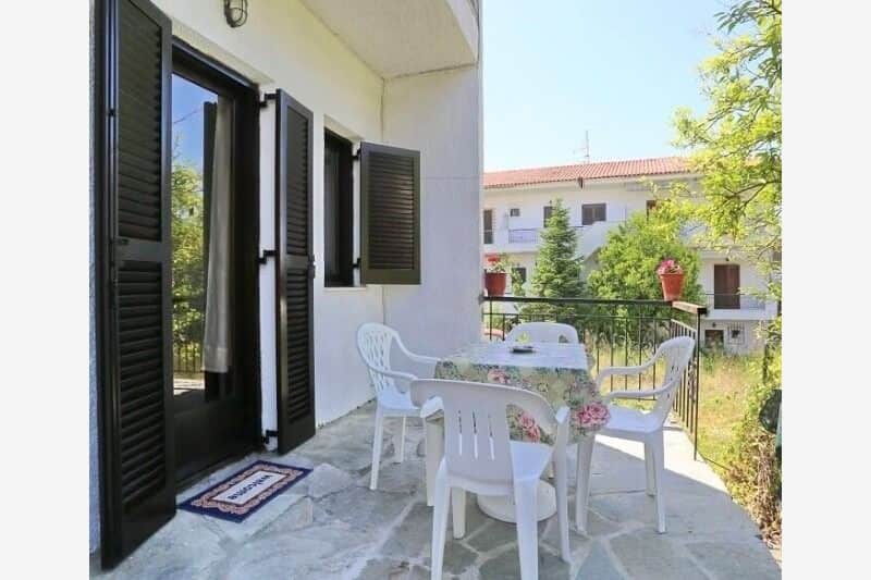 Vila KOSTAS Polihrono