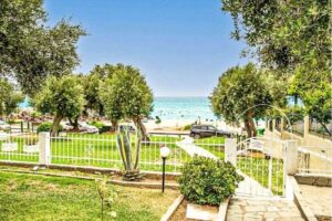 Vila ELENI Nea Moudania