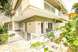 Vila ELENI Nea Moudania