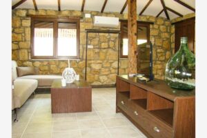 Vila VOUR 52 Vurvuru