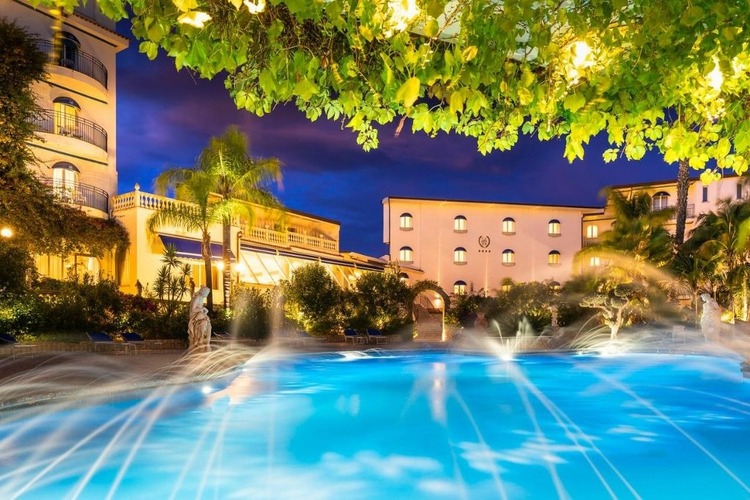 Hotel SAINT ALPHIO GARDEN Đardini Naksos